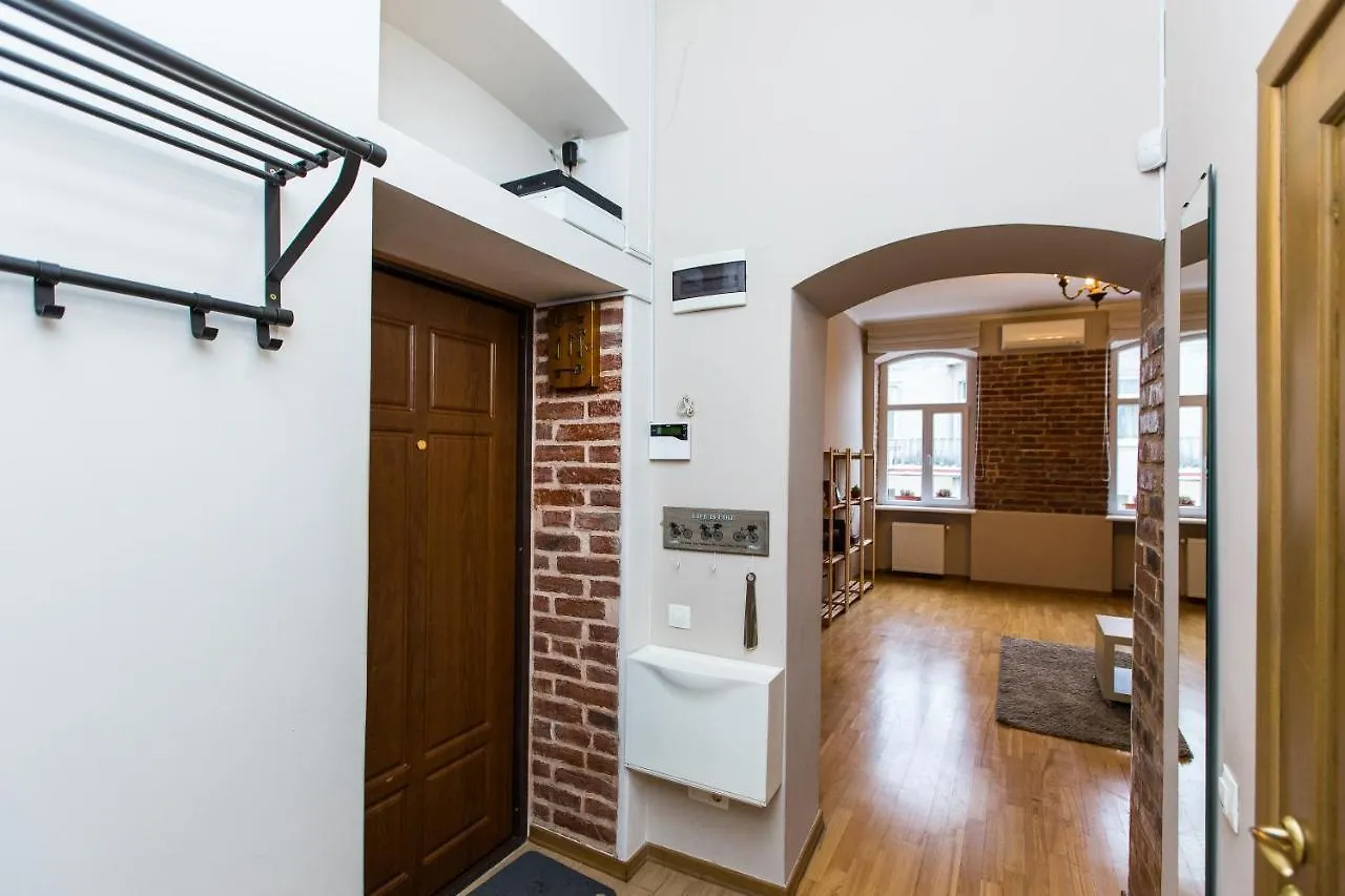 Light And Spacious Apartment On Gazova Str Lviv Ukraine